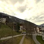Anessa 26 - Neuwertig, Super Aussicht