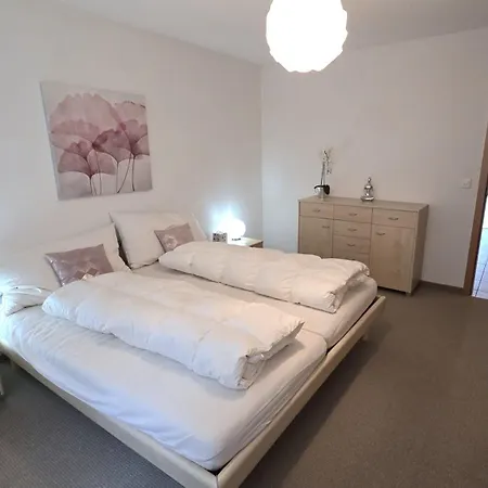 Апартаменти Anessa 26 - Neuwertig, Super Aussicht Лейкербад