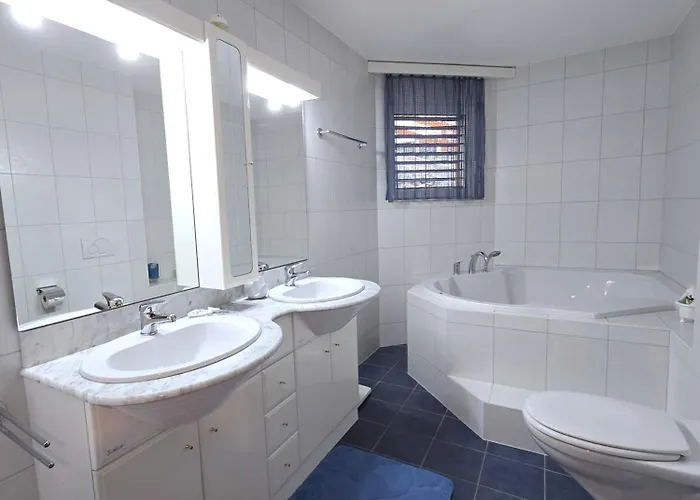 Anessa 26 - Neuwertig, Super Aussicht Appartamento Leukerbad